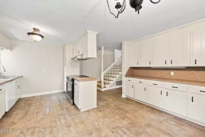 2121 N Shoreline Drive, Sanford, NC 27330 - Photo 5