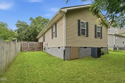 114 N Blacknall Street, Durham, NC 27703 - Photo 17