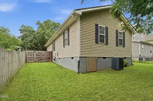 114 N Blacknall St, Durham, NC 27703 - Photo 17