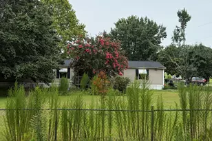 101 Lois Ln, Clayton, NC 27520 - Photo 1