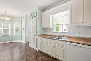 3913 Gloucester Dr W, Wilson, NC 27893 - Photo 9