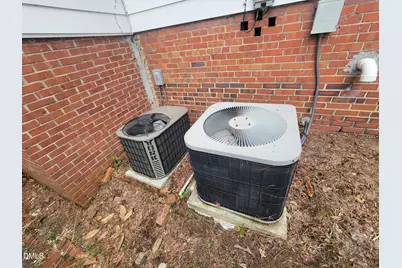 411 W Chisholm Street, Sanford, NC 27330 - Photo 55