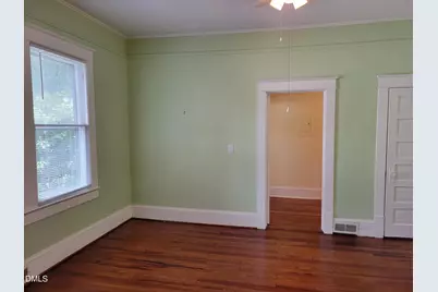 411 W Chisholm Street, Sanford, NC 27330 - Photo 27