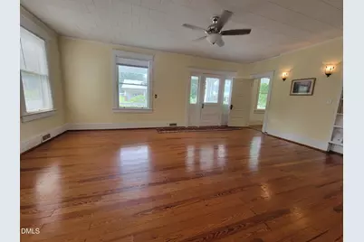 411 W Chisholm Street, Sanford, NC 27330 - Photo 37