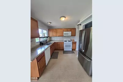 778 Yorkshire Drive, Fayetteville, NC 28314 - Photo 5