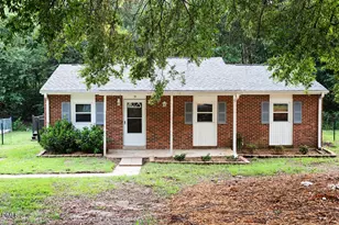 9 Plummer Pl, Durham, NC 27703 - Photo 1
