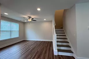 836 Pryor St, Mebane, NC 27302 - Photo 5