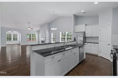 121 Cahors Trail, Holly Springs, NC 27540 - Photo 15
