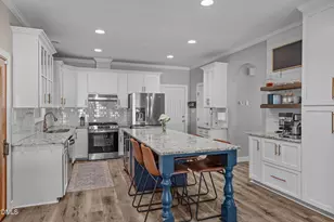 1105 Linden Ridge Dr, Holly Springs, NC 27540 - Photo 17