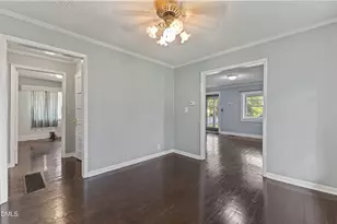 535 N O'Neil St, Clayton, NC 27520 - Photo 9