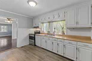 535 N O'Neil St, Clayton, NC 27520 - Photo 5