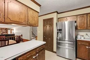 8804 N View Ct, Raleigh, NC 27613 - Photo 15