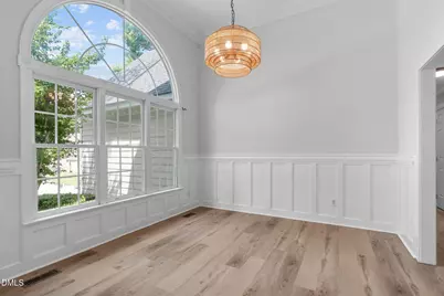 208 Hickory Glen Lane, Holly Springs, NC 27540 - Photo 5