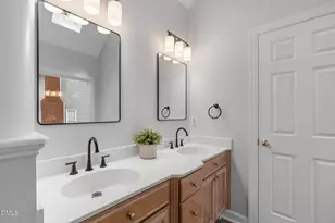 208 Hickory Glen Ln, Holly Springs, NC 27540 - Photo 23
