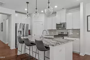 529 Oaks End Dr, Holly Springs, NC 27540 - Photo 11