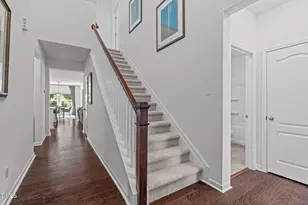 529 Oaks End Dr, Holly Springs, NC 27540 - Photo 3
