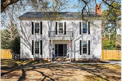910 S 2nd Street, Smithfield, NC 27577 - Photo 1