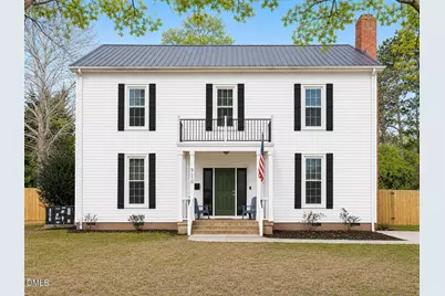 910 S 2nd Street, Smithfield, NC 27577 - Photo 1