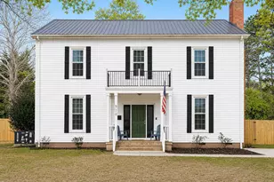 910 S 2nd St, Smithfield, NC 27577 - Photo 1