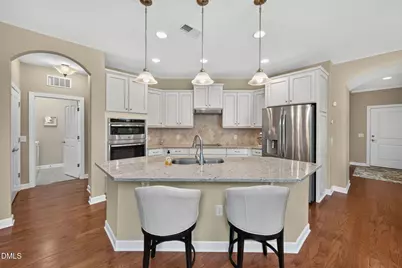 1618 Vineyard Mist Drive, Cary, NC 27519 - Photo 5