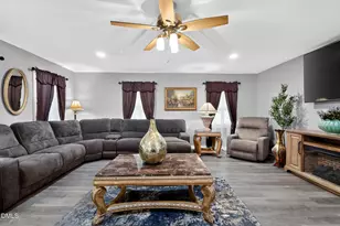 56 Lee Ln, Henderson, NC 27537 - Photo 3