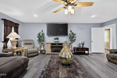 56 Lee Lane, Henderson, NC 27537 - Photo 7