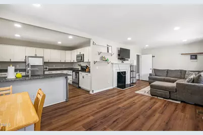 205 Jones Avenue, Fuquay-Varina, NC 27526 - Photo 9