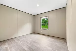 184 Woodsworth Rd, Henderson, NC 27537 - Photo 29