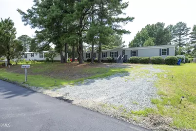 8204 Fieldcrest Lane, Fuquay Varina, NC 27526 - Photo 3