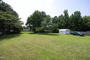 8204 Fieldcrest Ln, Fuquay Varina, NC 27526 - Photo 25