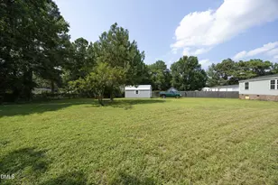 8204 Fieldcrest Ln, Fuquay Varina, NC 27526 - Photo 27