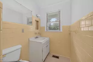 420 Bunn St, Henderson, NC 27536 - Photo 13