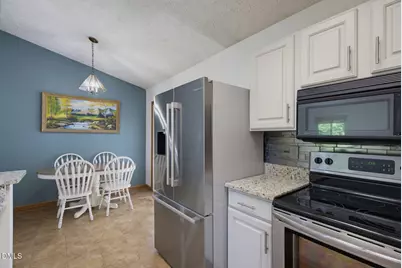 32 S Angela Circle, Durham, NC 27703 - Photo 11