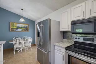 32 S Angela Cir, Durham, NC 27703 - Photo 11