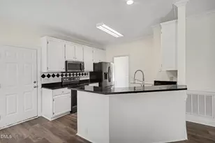 2017 Battlewood Rd, Apex, NC 27523 - Photo 5