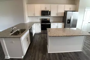 720 Dorset Strm Dr, Fuquay Varina, NC 27526 - Photo 3