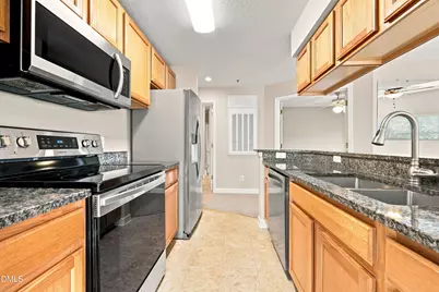 132 New Kent Place, Cary, NC 27511 - Photo 5