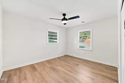 815 Scott Street, Burlington, NC 27215 - Photo 15