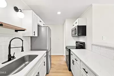 815 Scott Street, Burlington, NC 27215 - Photo 9