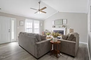 1008 Henchman Ct, Knightdale, NC 27545 - Photo 3