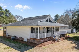 35 Hummingbird Ln, Henderson, NC 27537 - Photo 3