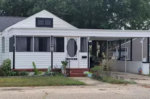 904 N McKay Ave, Dunn, NC 28334 - Photo 1