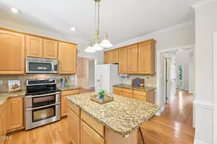 10200 Riverstone Pl, Raleigh, NC 27614 - Photo 15