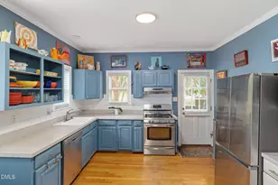 5739 Sentinel Dr, Raleigh, NC 27609 - Photo 9
