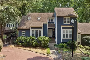 5739 Sentinel Dr, Raleigh, NC 27609 - Photo 3