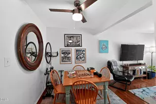 220 Elizabeth St, Chapel Hill, NC 27514 - Photo 9