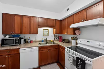 220 Elizabeth Street #Apt A15, Chapel Hill, NC 27514 - Photo 7