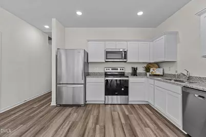 128 S Meyers Court, Clayton, NC 27520 - Photo 5