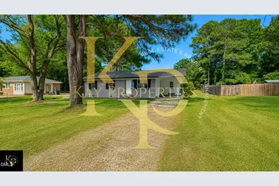 604 Sexton Avenue, Zebulon, NC 27597 - Photo 3