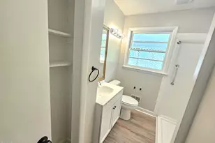 408 Oak St, Smithfield, NC 27577 - Photo 15